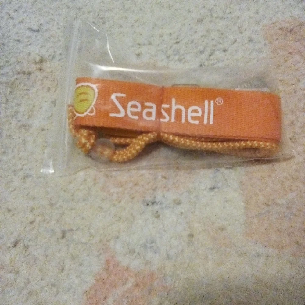 Brand New Seashell Universal Water Proof Camera Case Black/Onyx Model SS-1